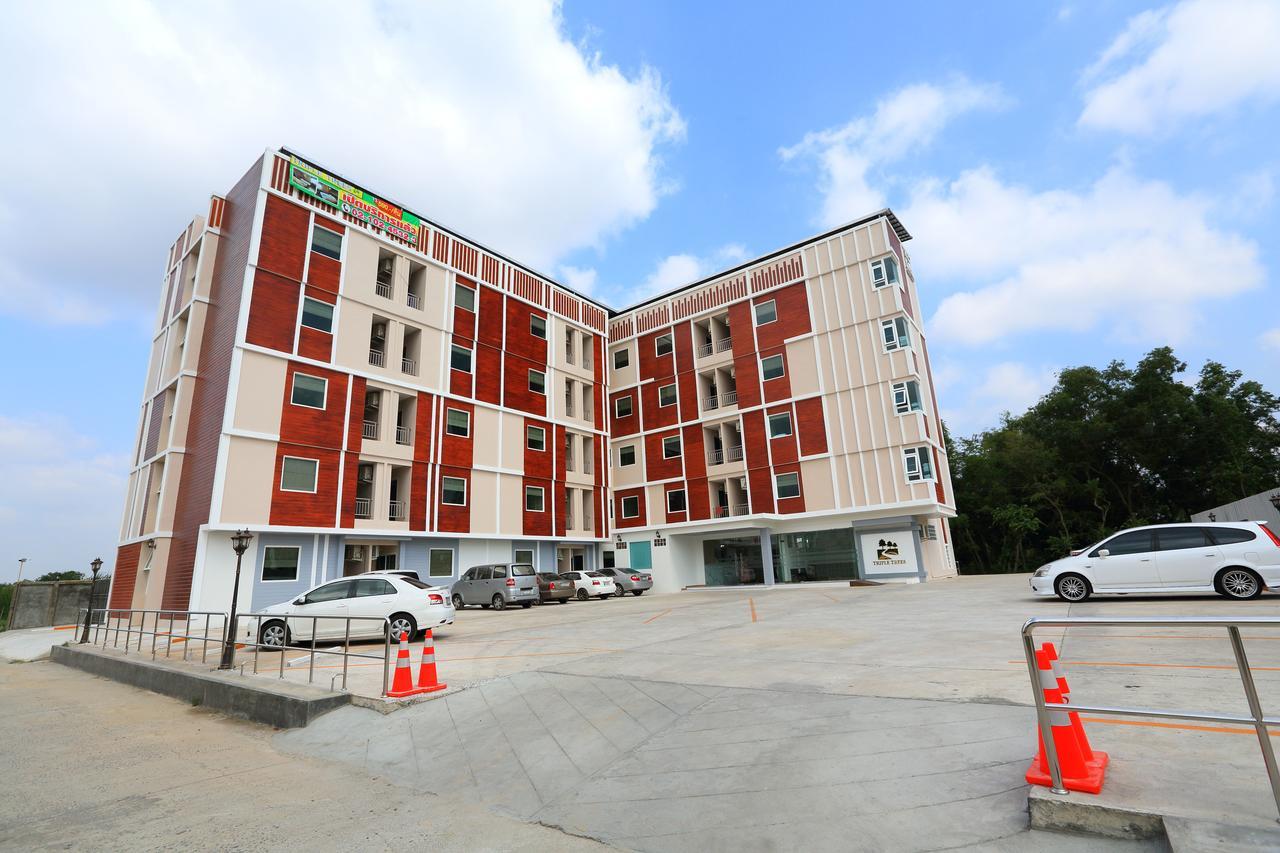 Triple Trees Hotel Патум Тани Екстериор снимка