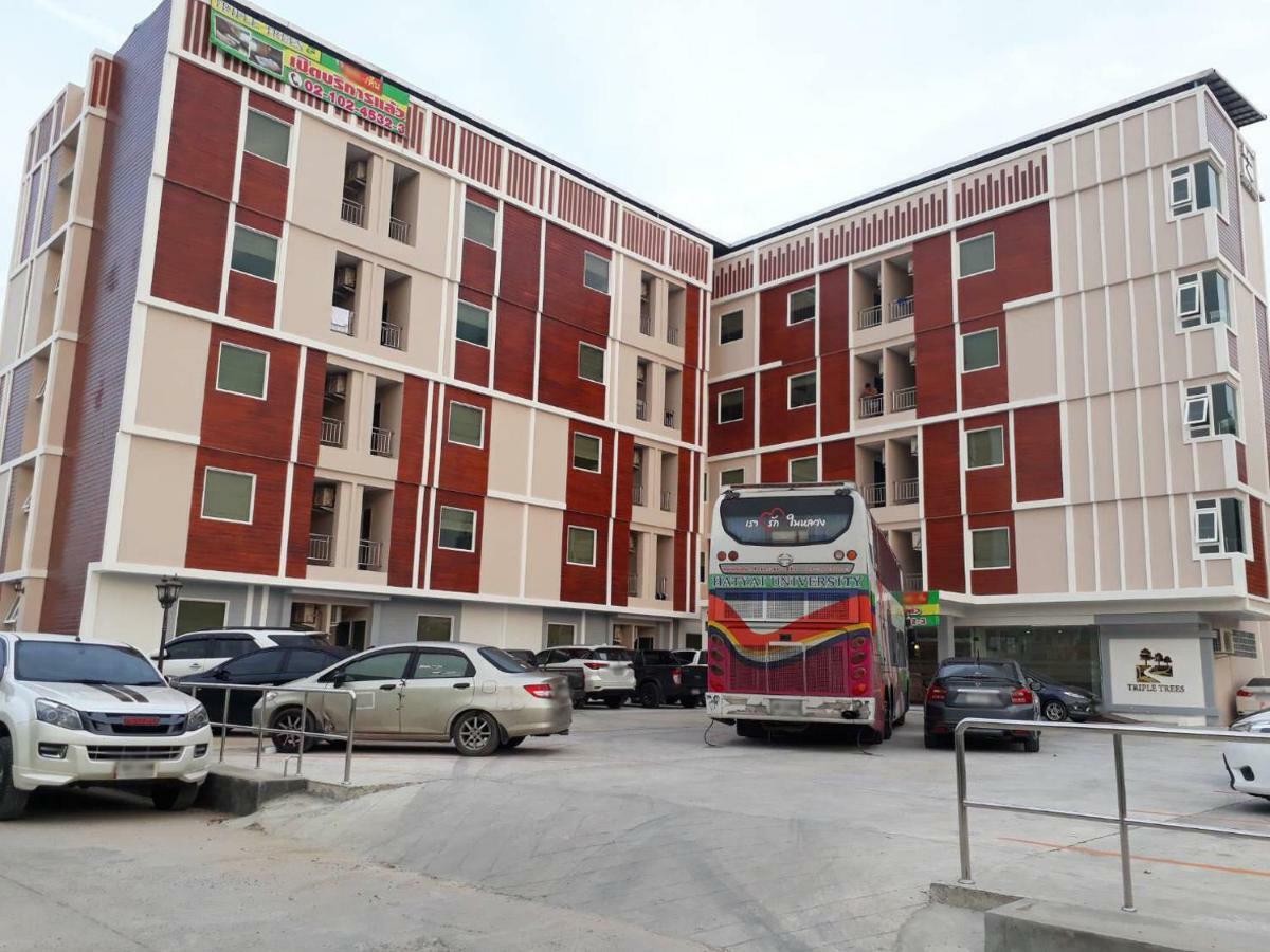 Triple Trees Hotel Патум Тани Екстериор снимка